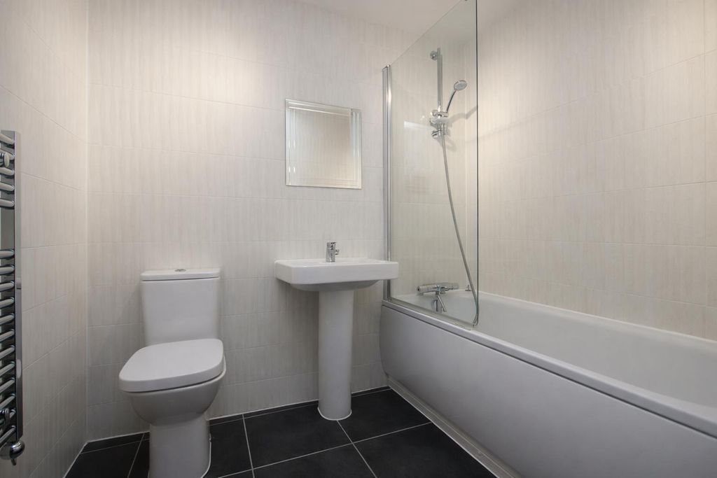 Property photo 3 of 9 68Fa606B-E5Be-4d70-9Aca-2560c91Be70c.Png