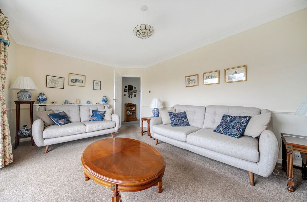 Property photo 3 of 12 1437123-20-69Ccdf...