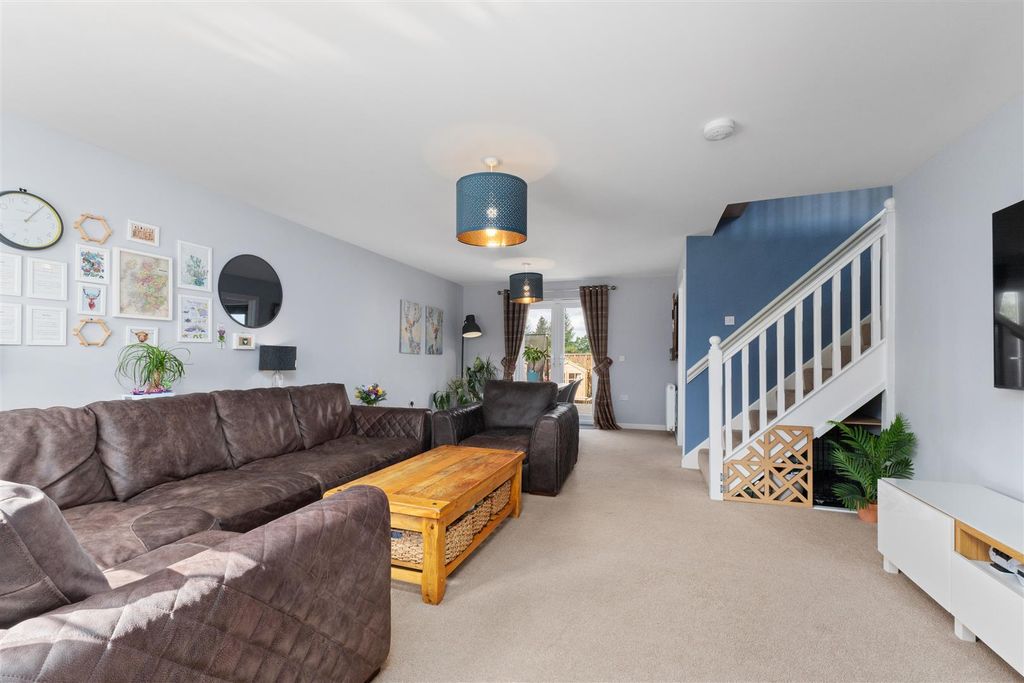 Property photo 2 of 32 2.Jpg