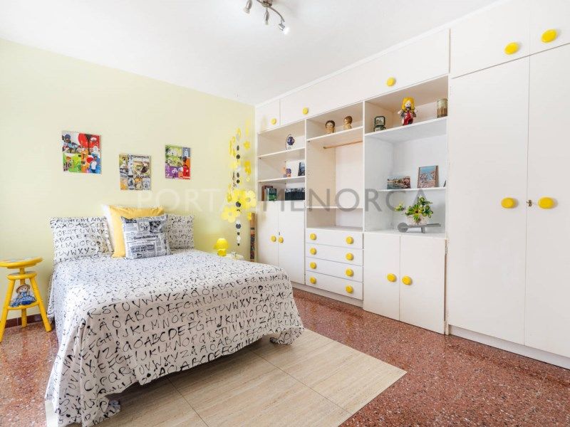 Property photo 1 of 25