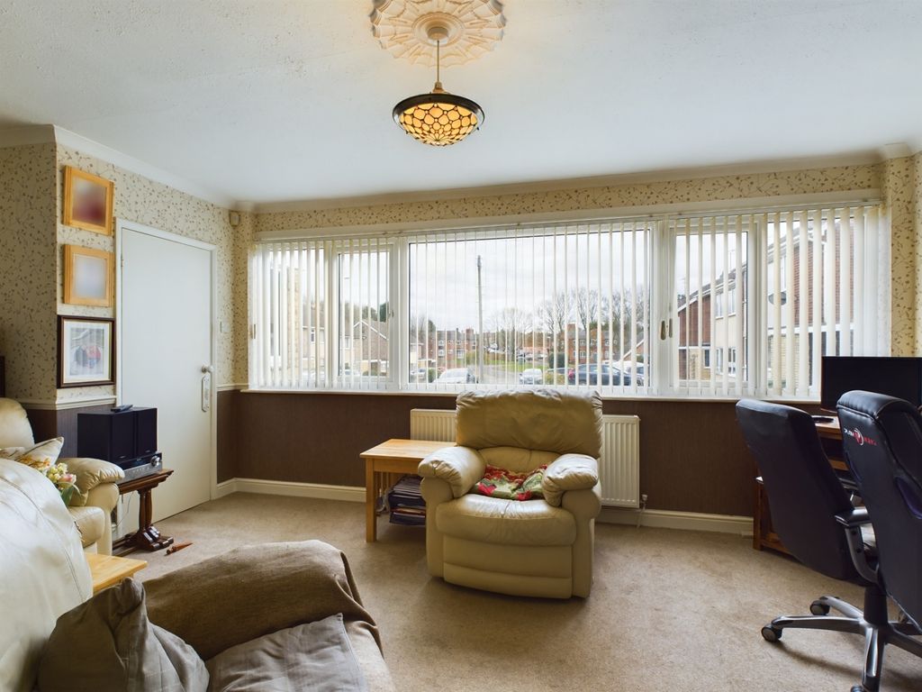 Property photo 3 of 15 Cam02313G0-Pr0040-Still002