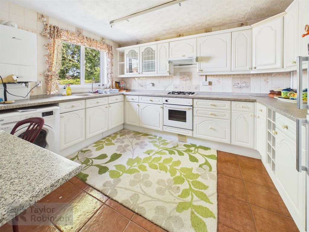 Property photo 2 of 17 Cam02600G0-Pr0739-Still013.Jpg