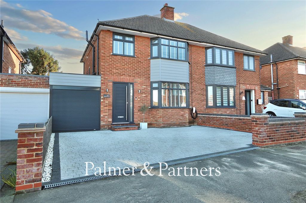 Property photo 1 of 29 Picture No. 02