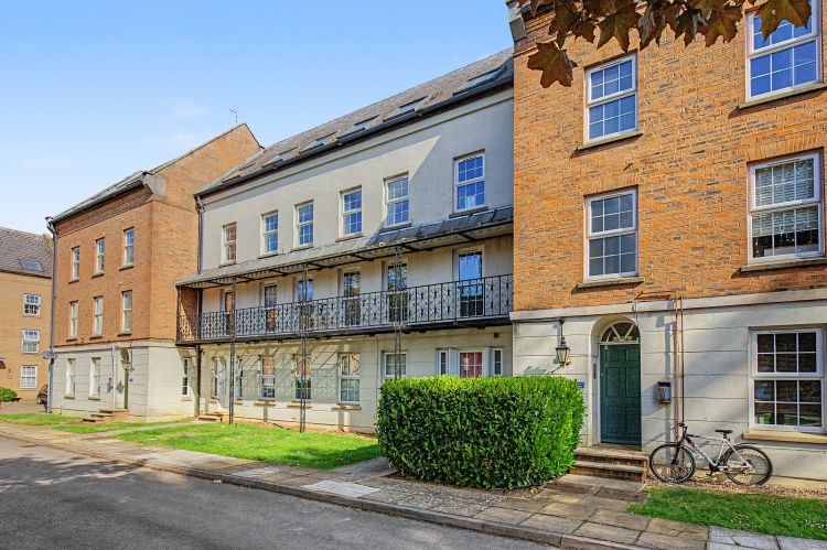 Property photo 1 of 9 328183