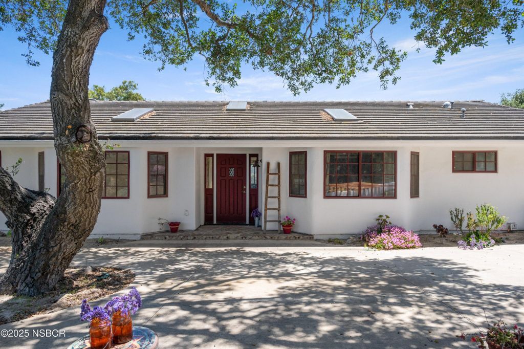 Property photo 3 of 10 <Alttext/>