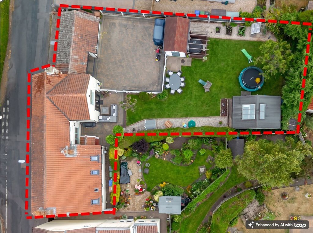 Property photo 1 of 37