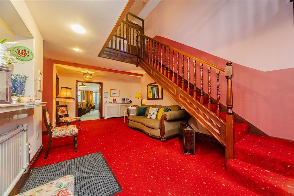 Property photo 2 of 39 P1258004.Jpg