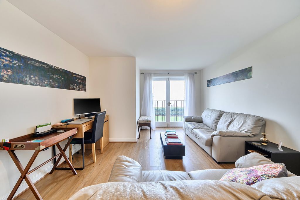 Property photo 2 of 20 Reception Room