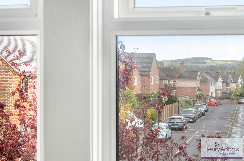 Additional image 14 of 2 bed flat for saleStation Road, Petersfield GU32