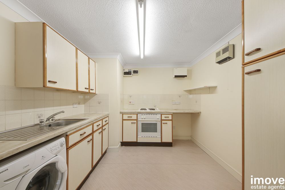 Property photo 3 of 6