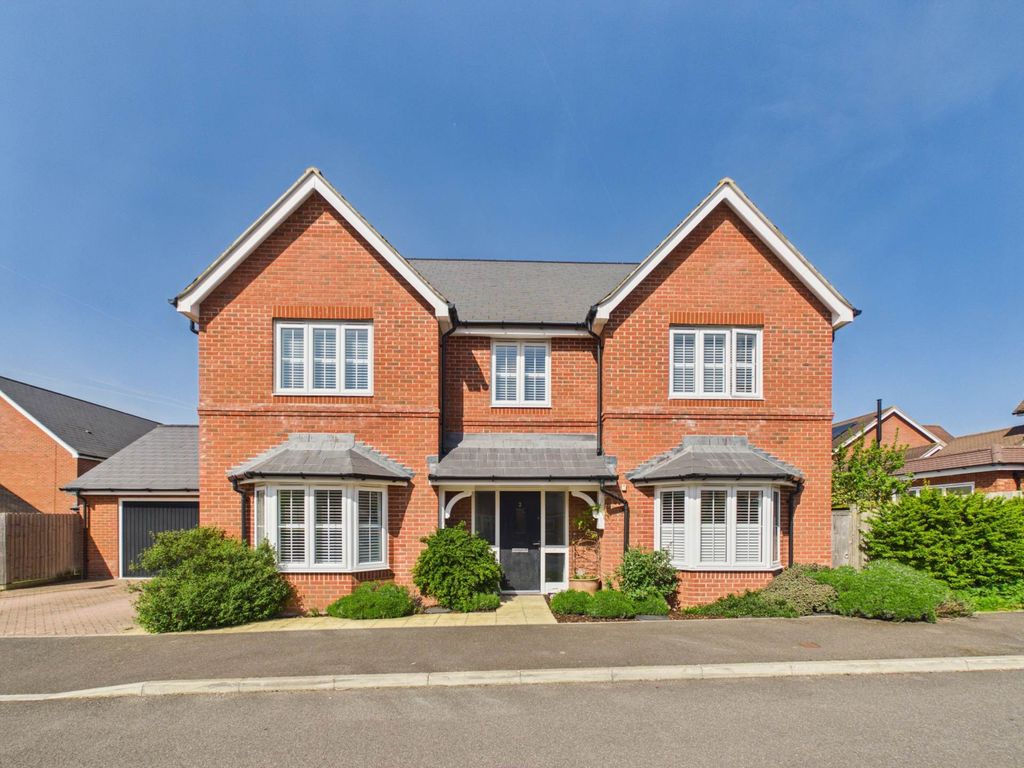 Property photo 1 of 25