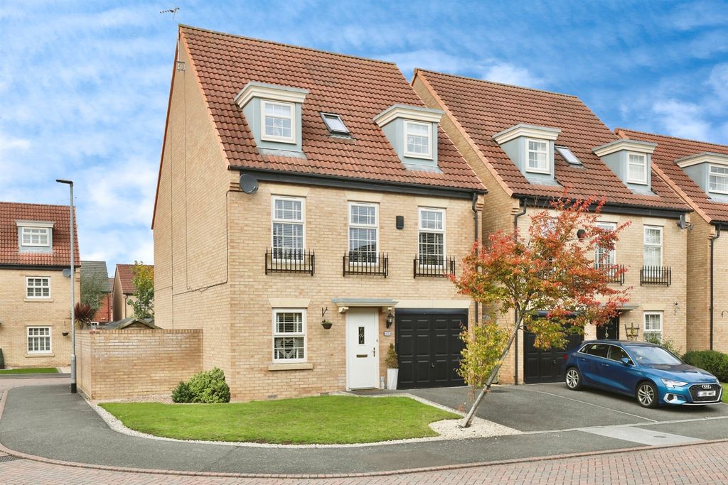 Property photo 1 of 19