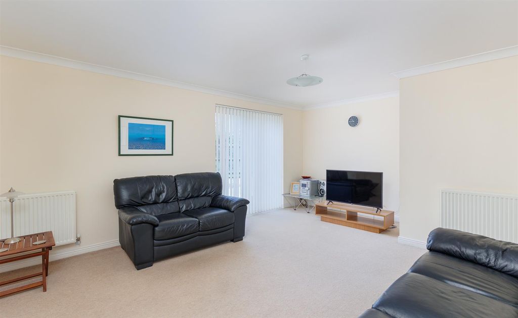 Property photo 3 of 21 4.Jpg