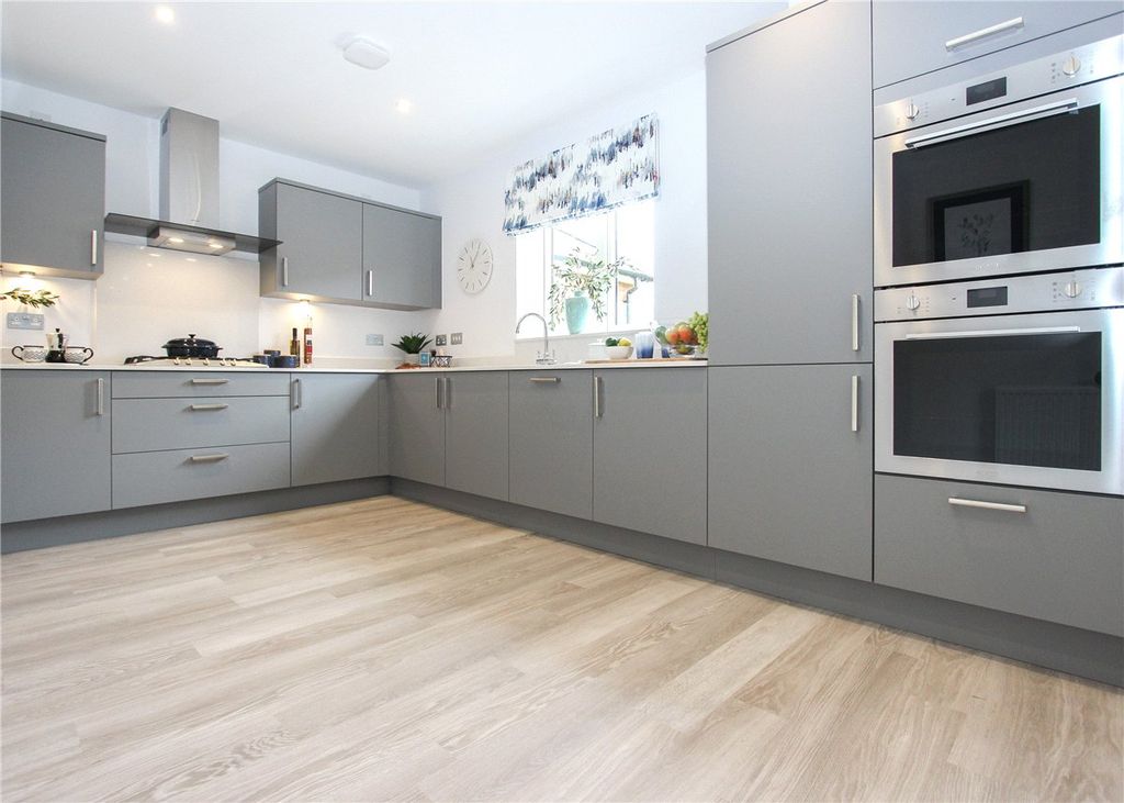 Property photo 3 of 11 Picture No. 04