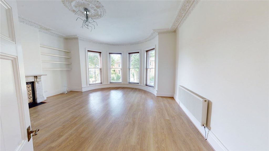Property photo 1 of 6 Picture No. 09