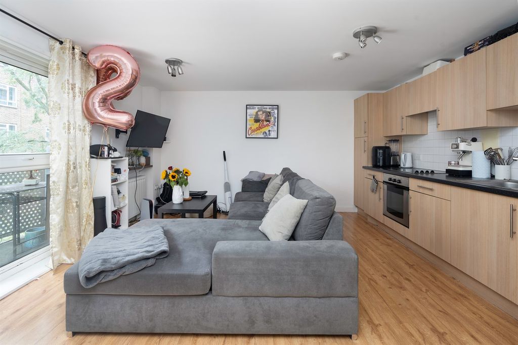 Property photo 1 of 11 (Main)