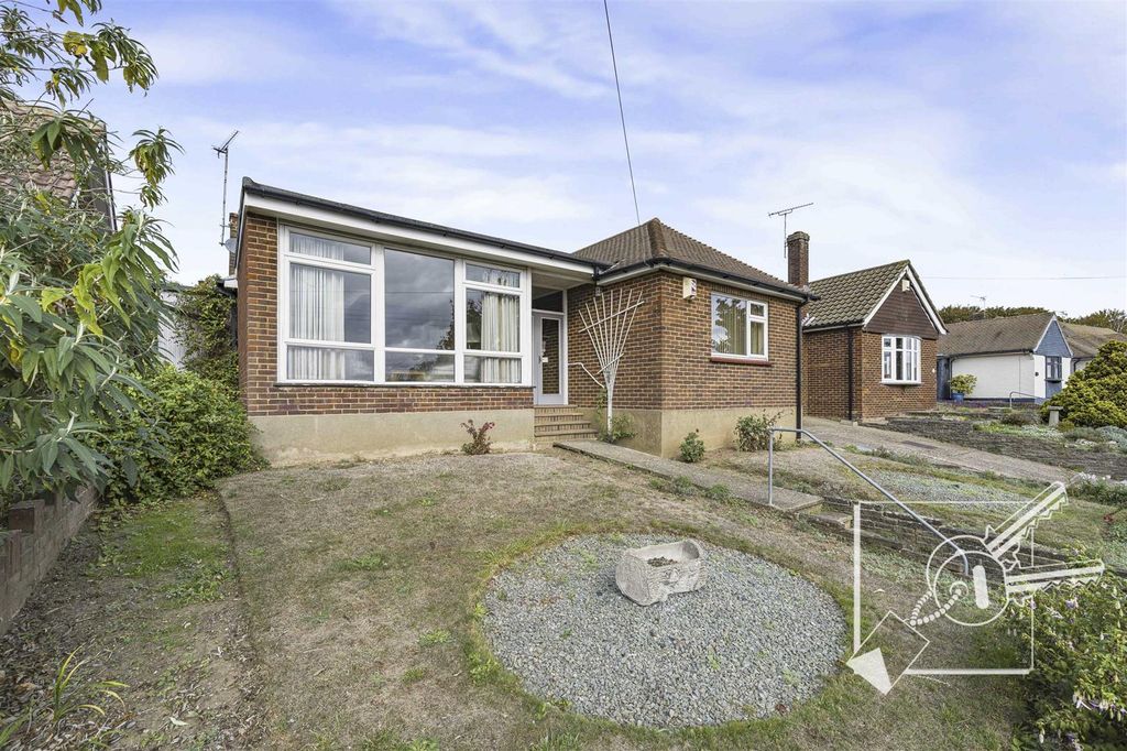 Property photo 1 of 30