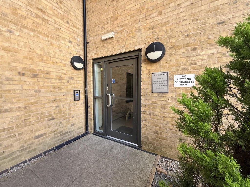 Property photo 2 of 12 Aacb8309-De26-4859-81c8-9978B17E5Ca5.Jpg