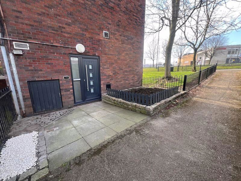 Property photo 2 of 13