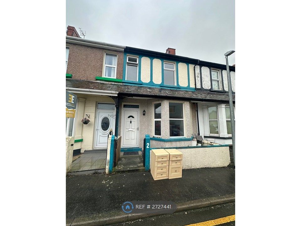 Property photo 2 of 11