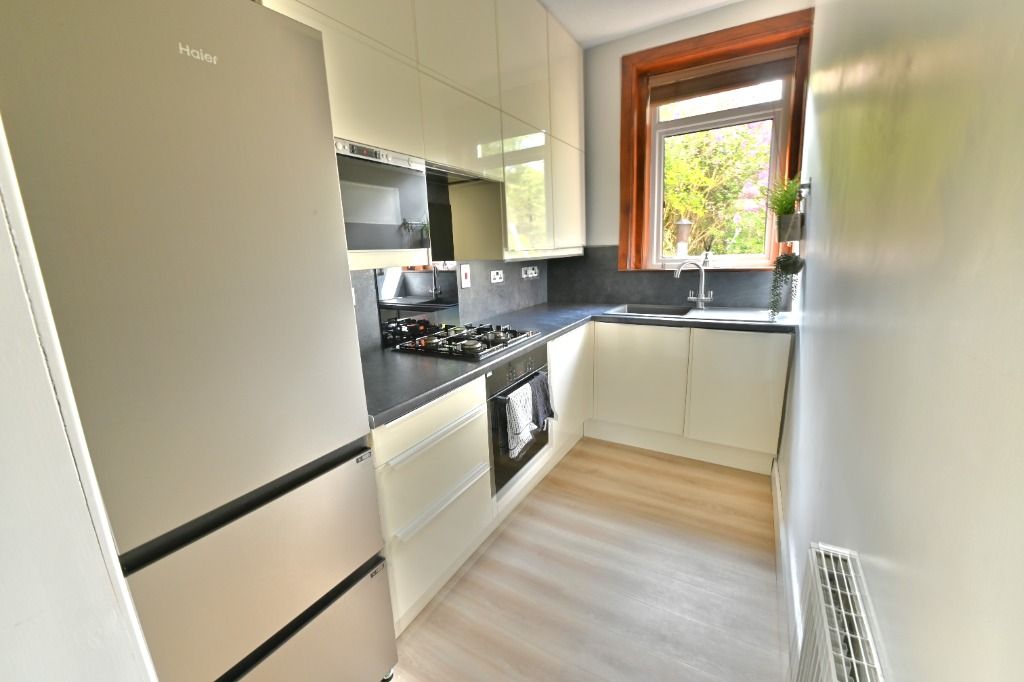 Property photo 3 of 9 Photo 3