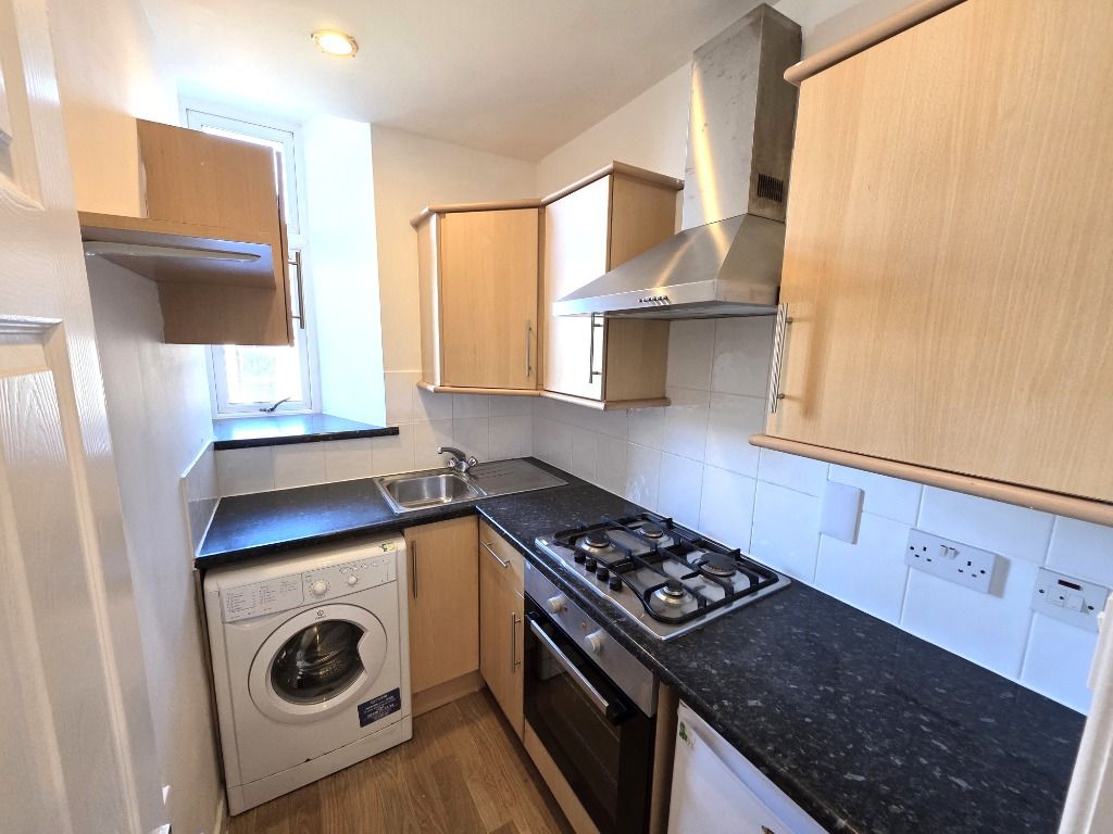 Property photo 3 of 8 Photo 3