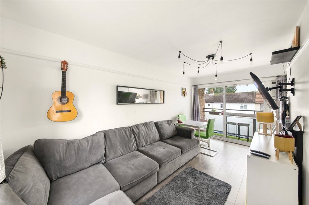 Property photo 2 of 13 Picture No. 09