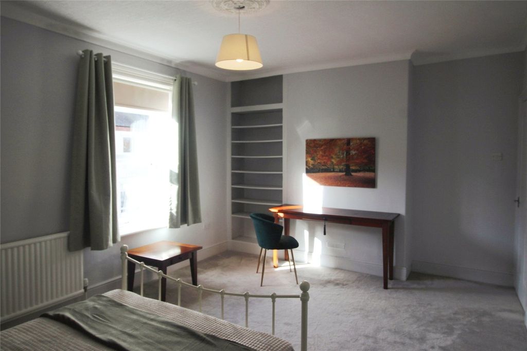 Property photo 3 of 7 Picture No. 04