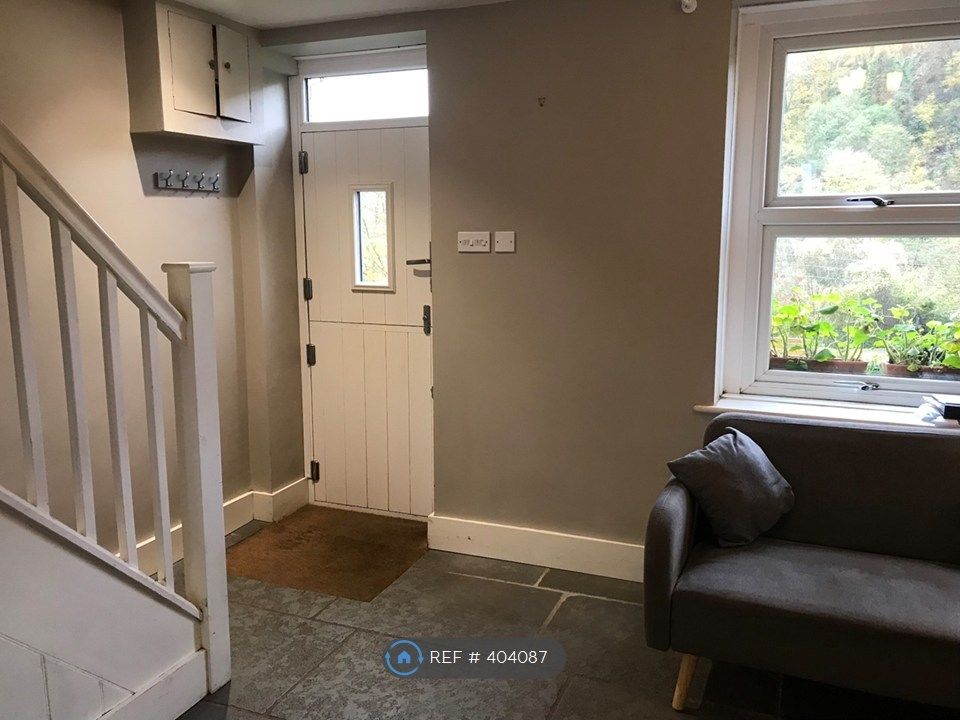 Property photo 3 of 11