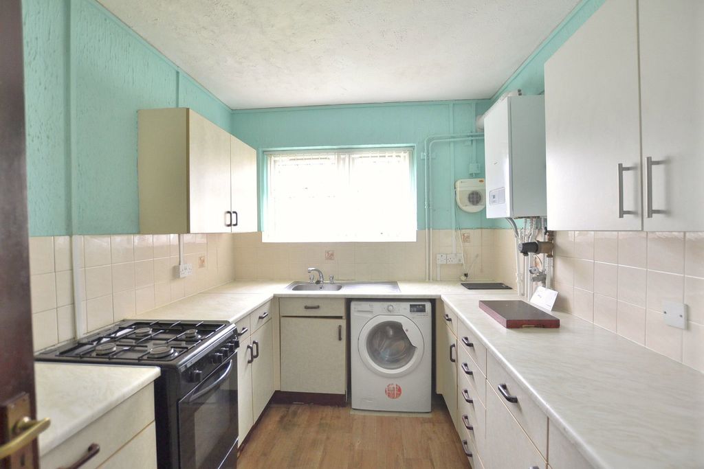 Property photo 3 of 7