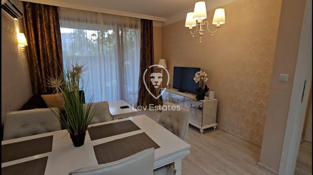 Property photo 2 of 16
