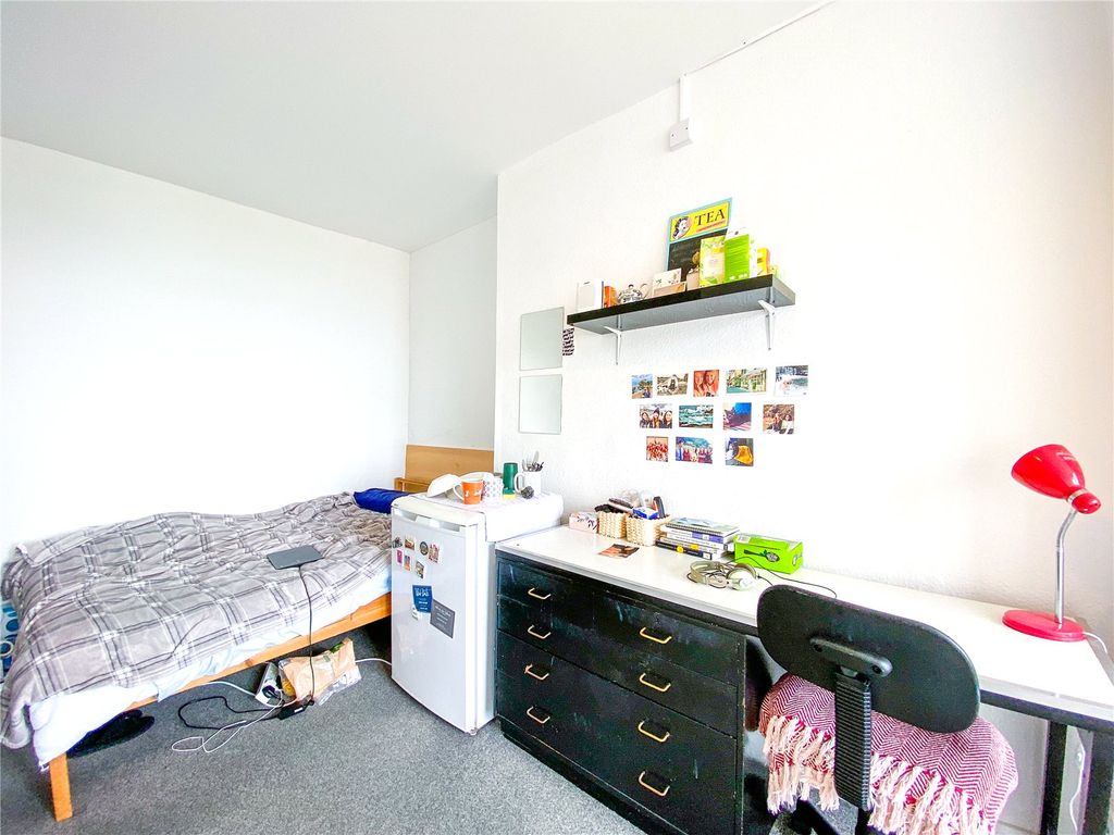 Property photo 1 of 11 Picture No. 08