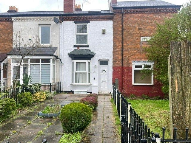 Property photo 1 of 16 Superb Two-Bedroom Mid-Terraced Property – Fully Renovated Throughout, In B16