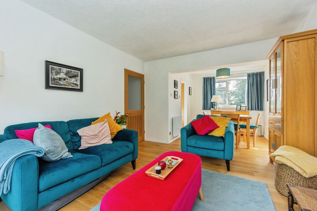Property photo 1 of 22 Pbox-Img.Jpg