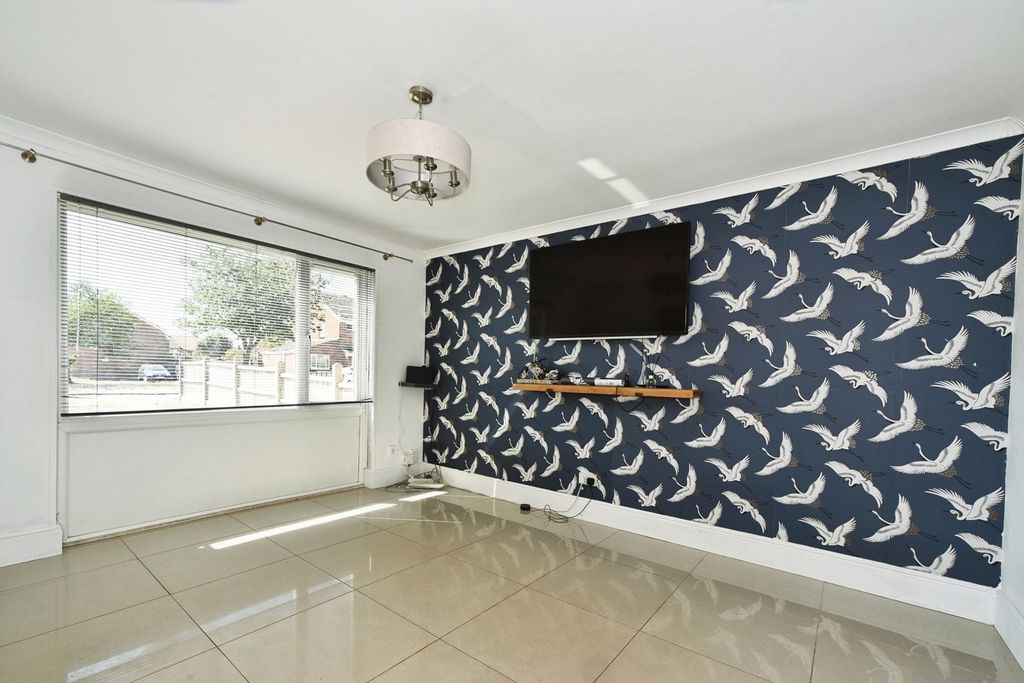 Property photo 3 of 20 Pbox-Img.Jpg
