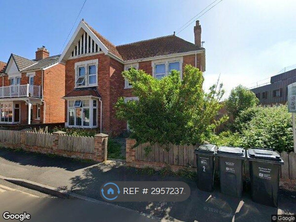 Property photo 2 of 5