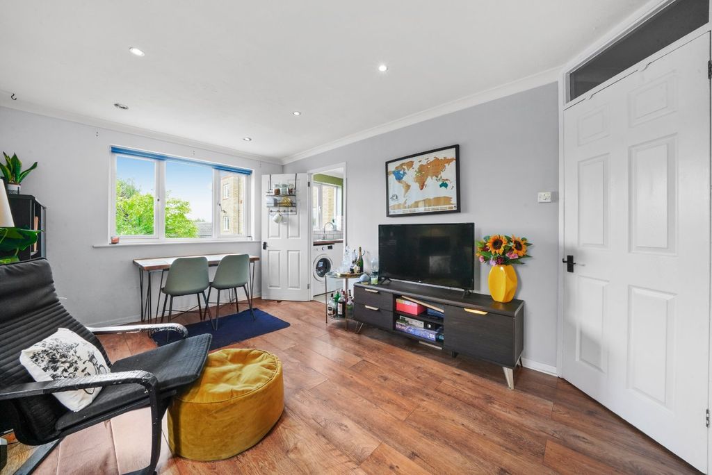 Property photo 2 of 11 Picture No. 06