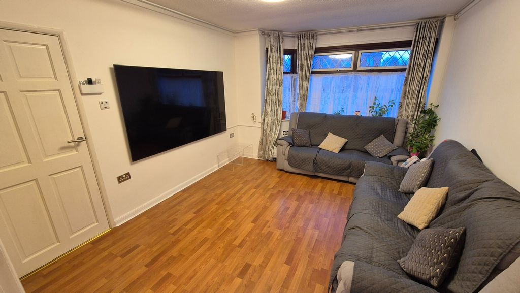 Property photo 2 of 40 Photo 2