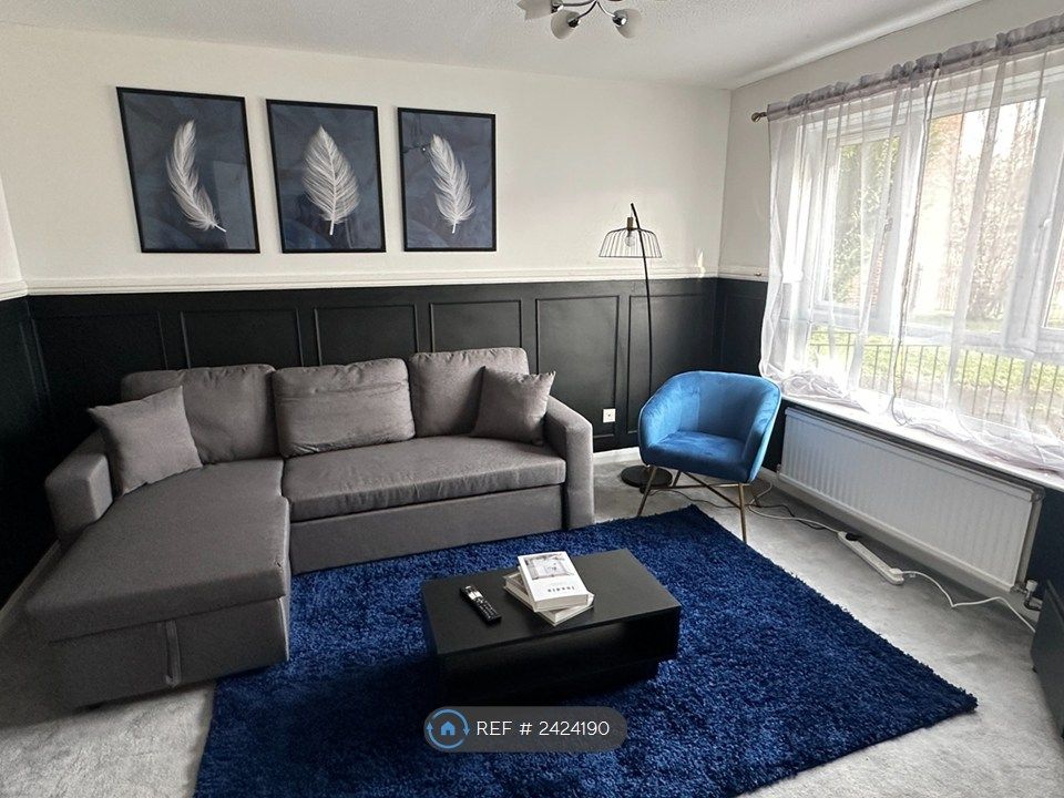 Property photo 2 of 24