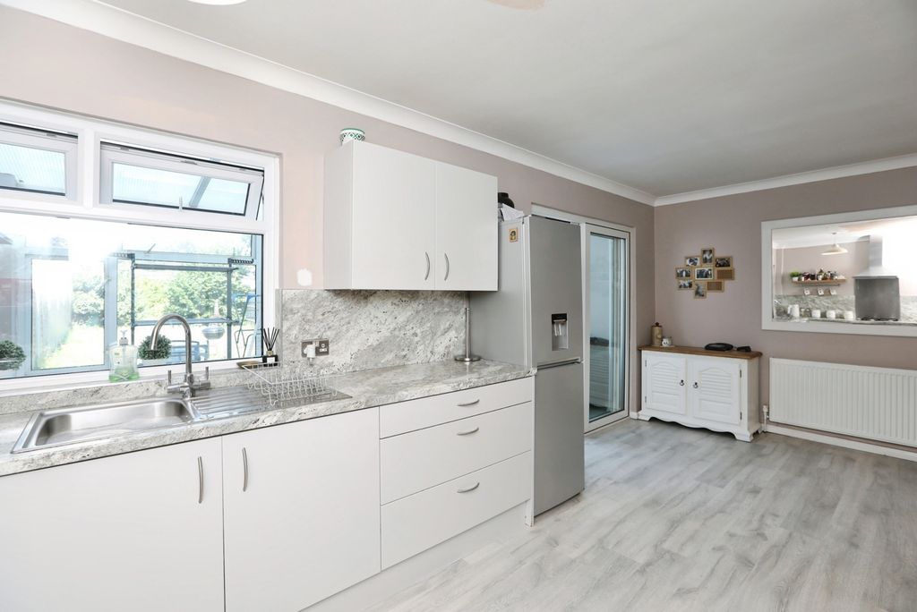 Property photo 1 of 14 Pbox-Img.Jpg