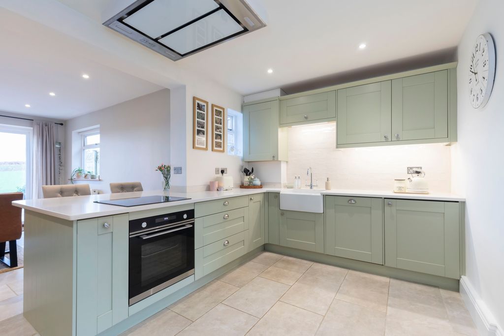 Property photo 3 of 14 8 Guestriss Cottages-13