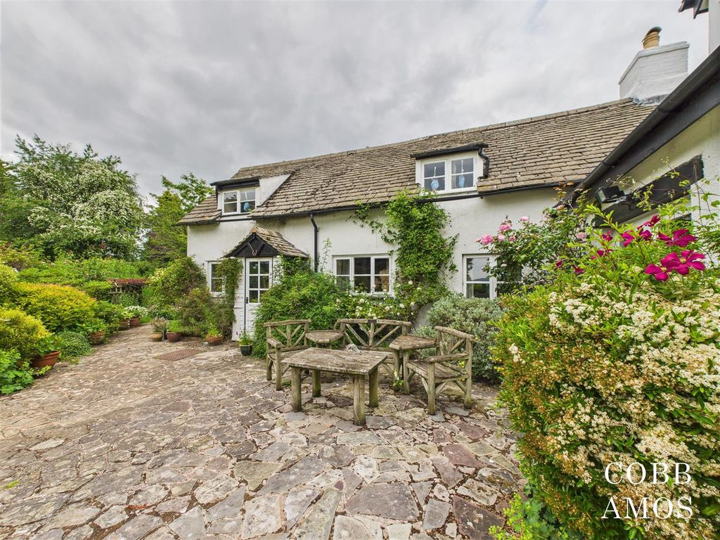 Property photo 1 of 31 Cam02803G0-Pr0187-Still019.Jpg