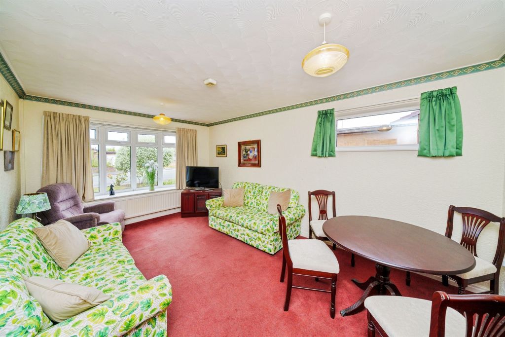 Property photo 2 of 14