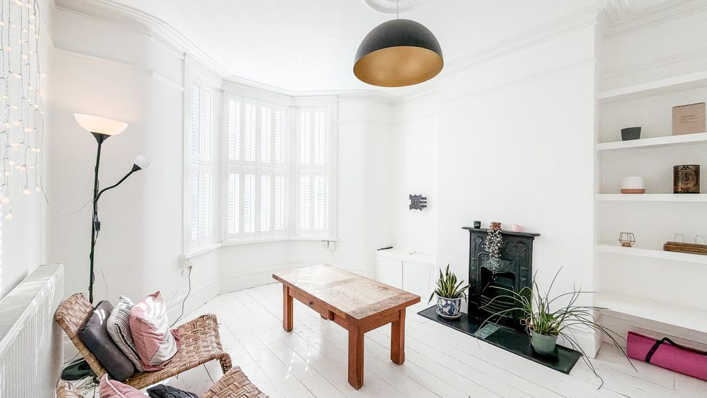 Property photo 1 of 20 Untitled-6301.Jpg