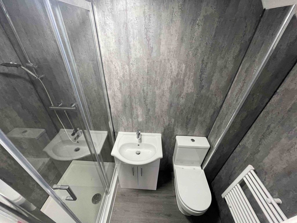 Property photo 3 of 7 Gallery