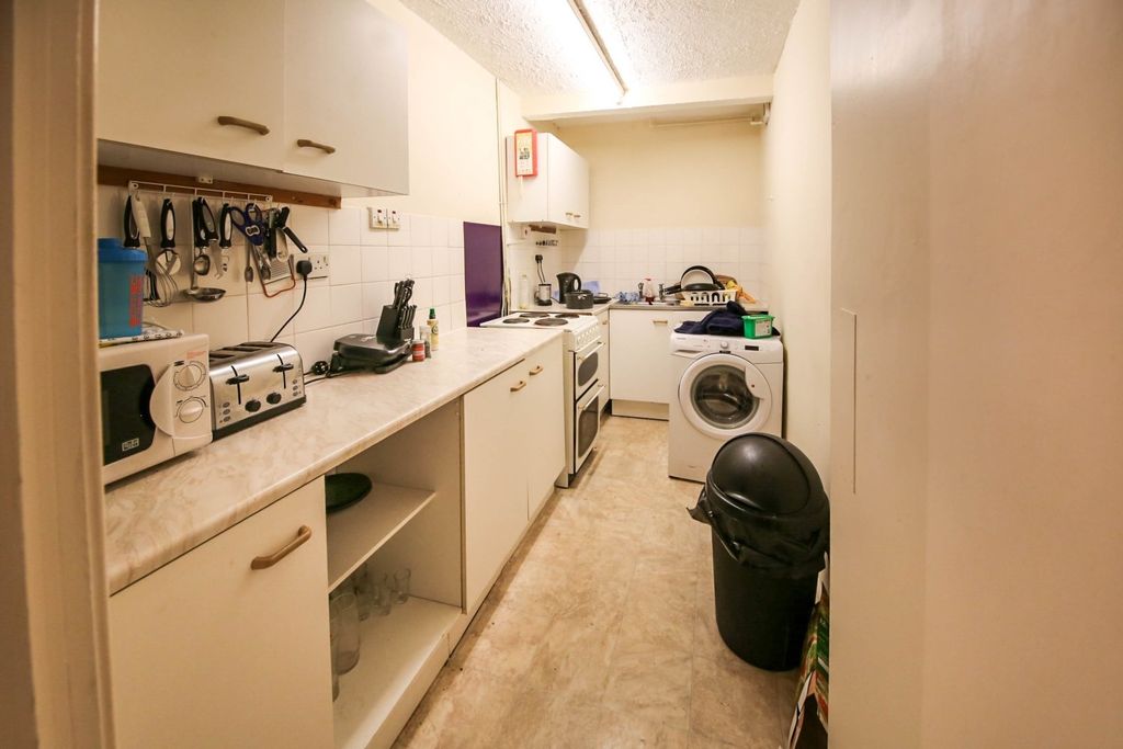 Property photo 2 of 3 Picture No. 02