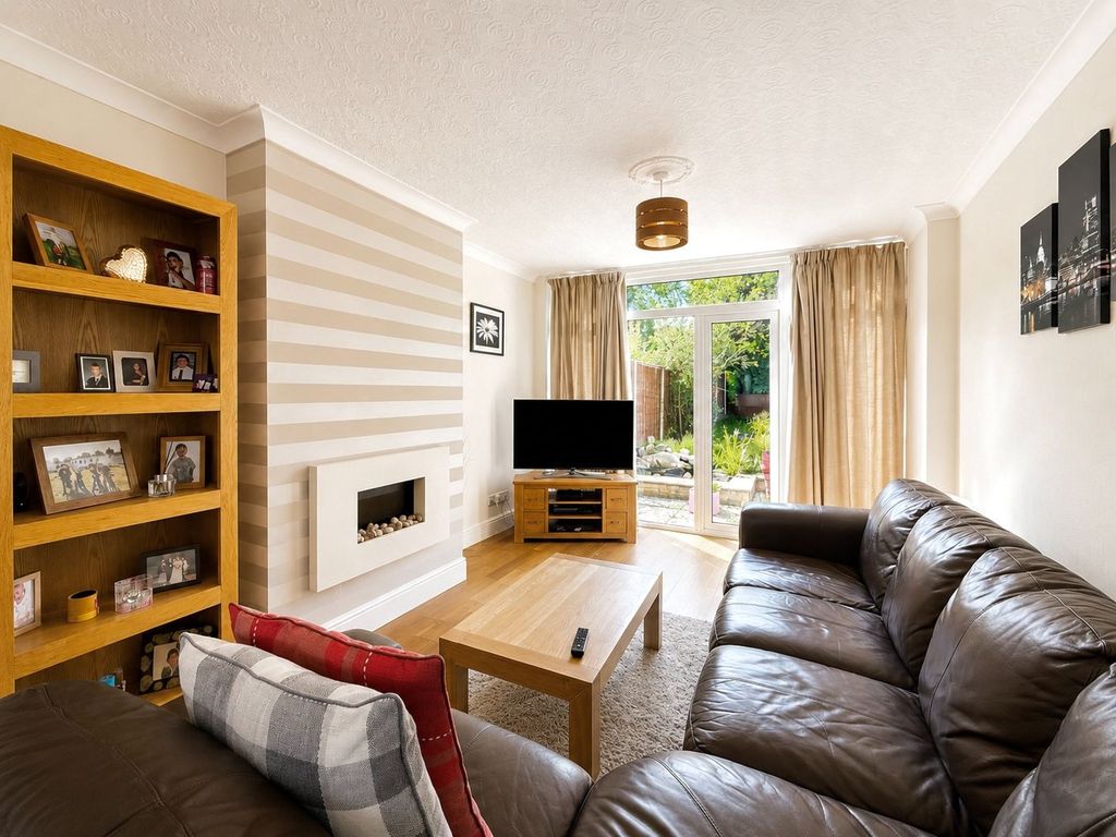 Property photo 2 of 13