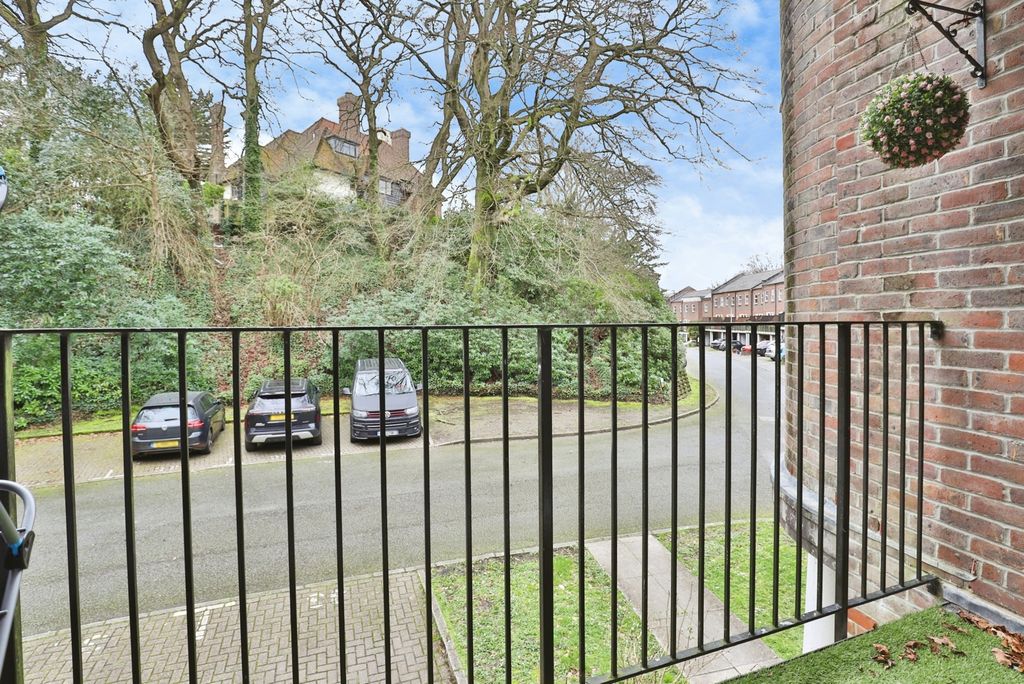 Property photo 2 of 13 Balcony