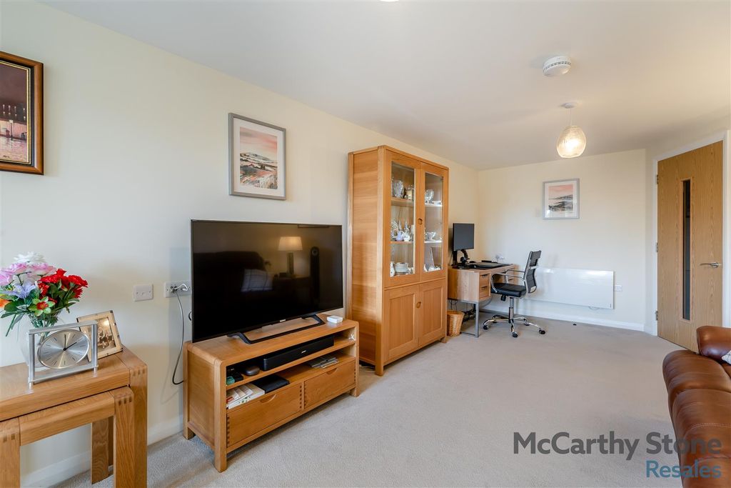 Additional image 6 of 1 bed flat for saleBurlington Gardens, Leyland PR25