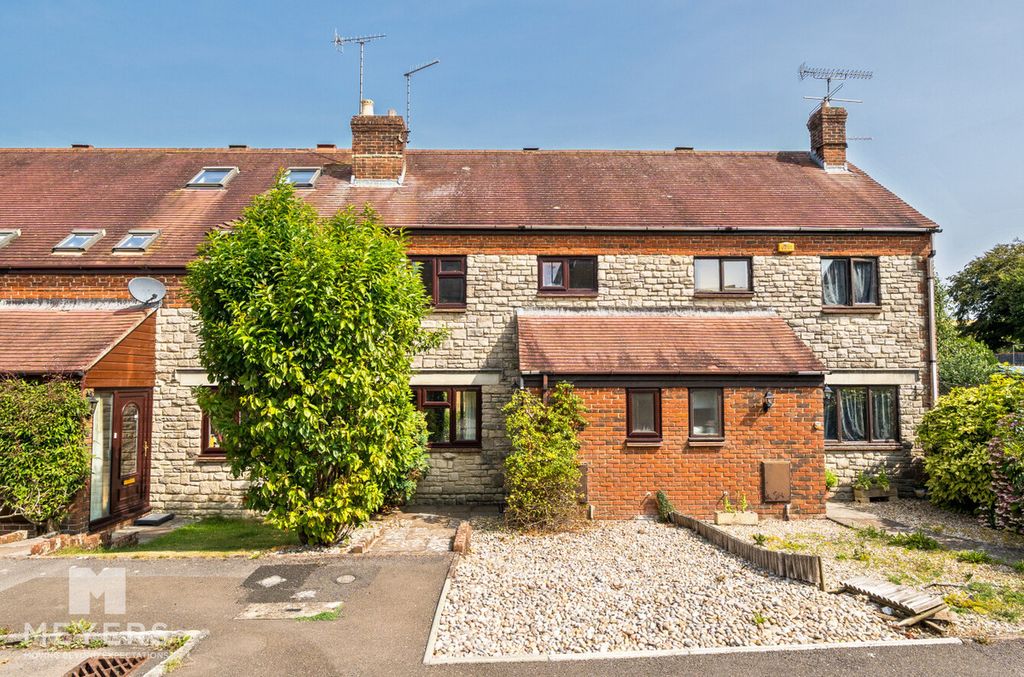 Property photo 2 of 10